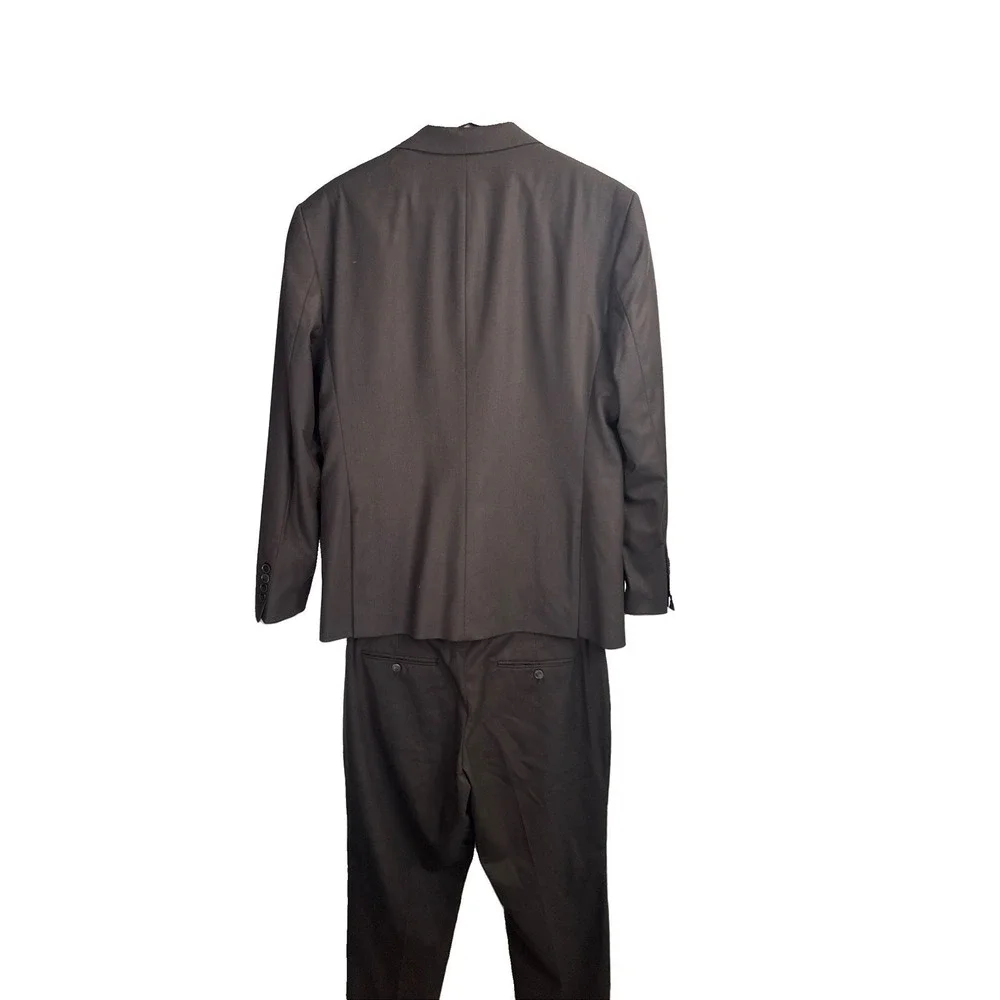 Cengizhan Baybars  3-Piece Suit Brown Suit Size US 40R Paisley Interior